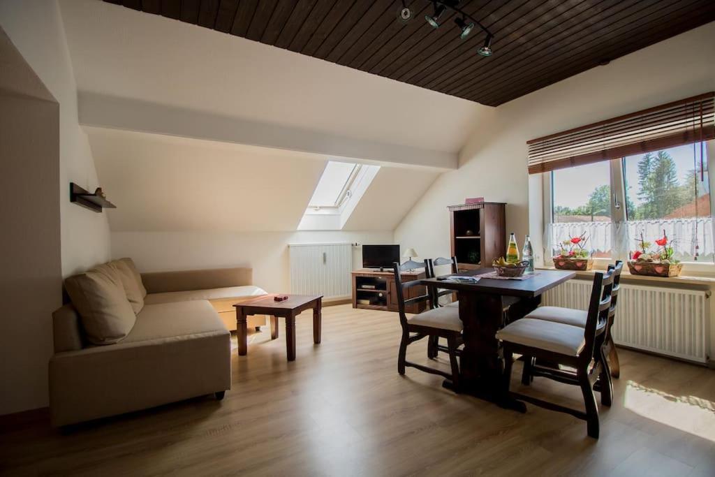 Ferienwohnung Weber Alpenveilchen ليتشبروك المظهر الخارجي الصورة